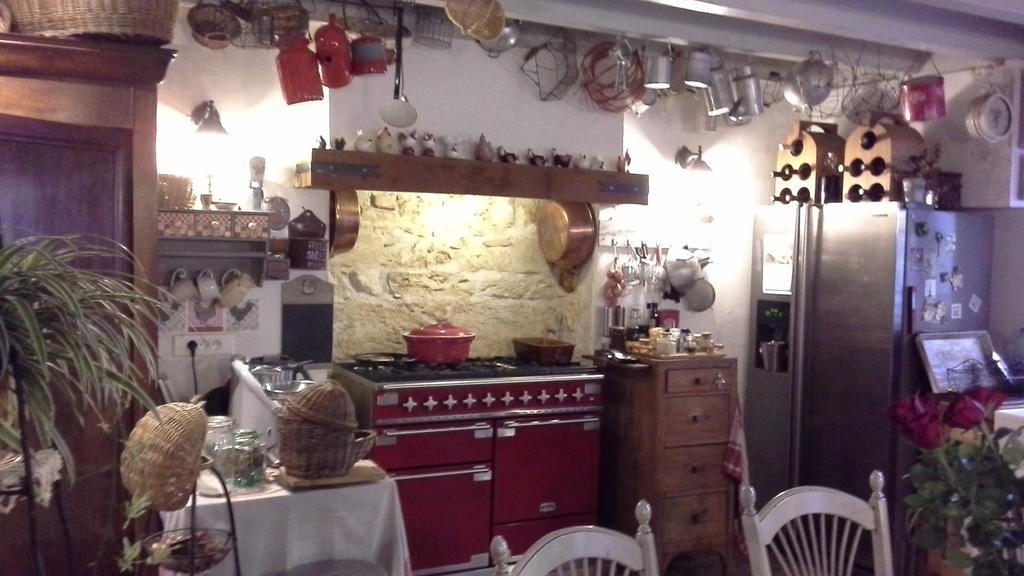 La Roulotte De Lola - Chambre D'Hotes La Celle  Luaran gambar