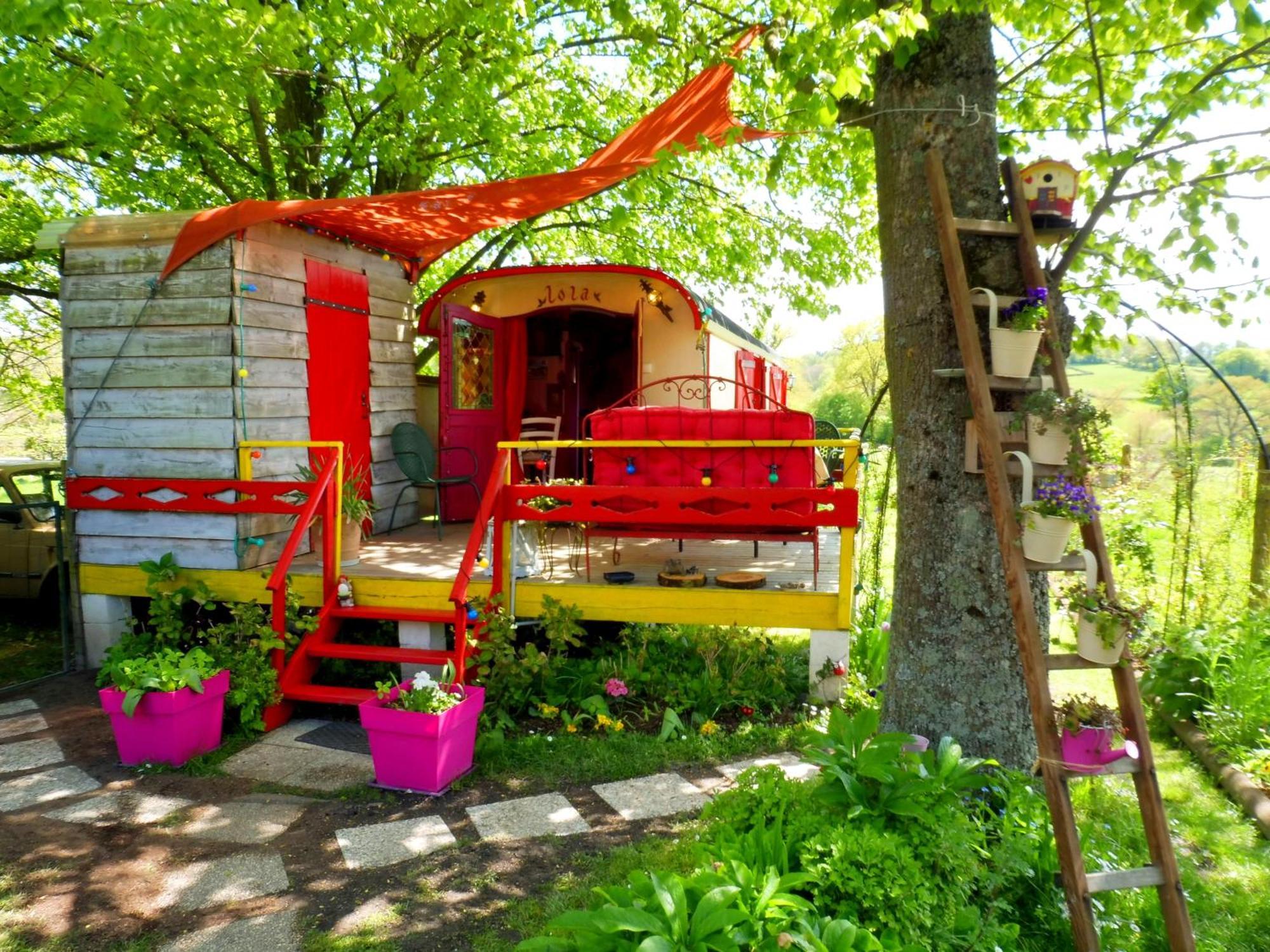 La Roulotte De Lola - Chambre D'Hotes La Celle  Luaran gambar