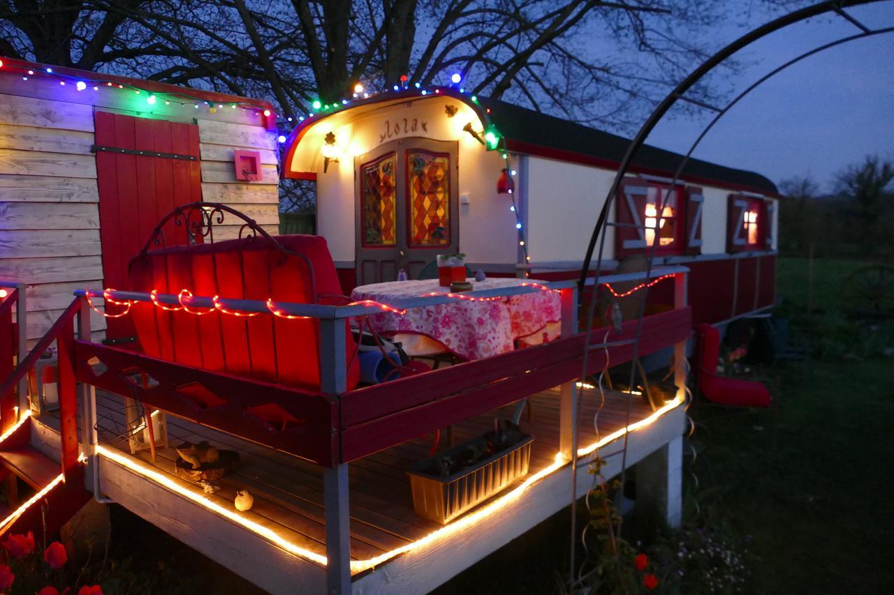 La Roulotte De Lola - Chambre D'Hotes La Celle  Luaran gambar