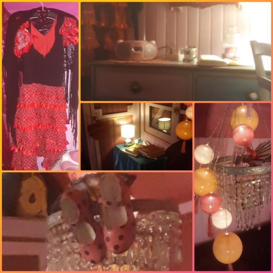 La Roulotte De Lola - Chambre D'Hotes La Celle  Luaran gambar